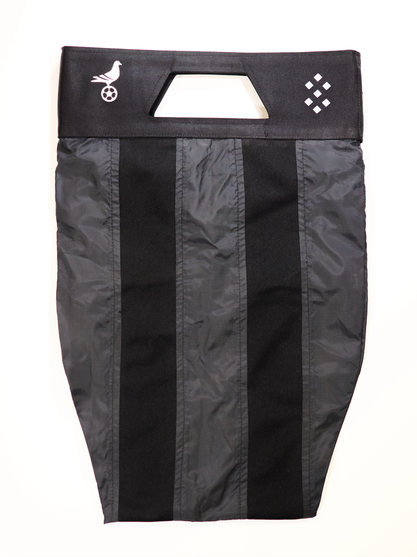 NYC Footy x Aērcase Cleat Bag – Smell-Proof Technology